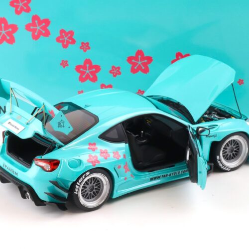 1:18 DCN Toyota 86 Rocket Bunny Pandem GT86 V3 Sakura green Diecast