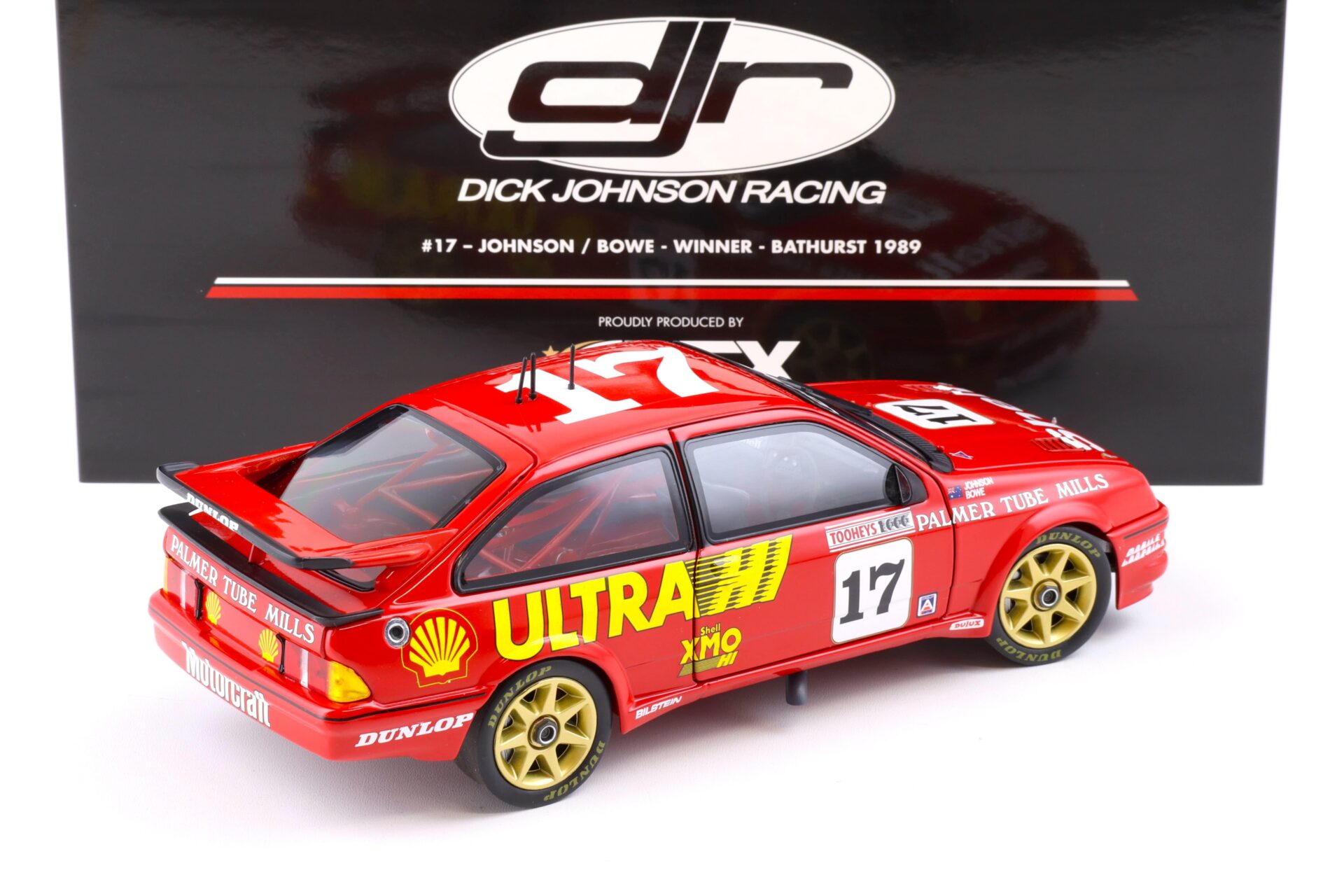1:18 APEX Ford Sierra RS500 Johnson/ Bowe #17 Winner Bathurst 1989 Shell red