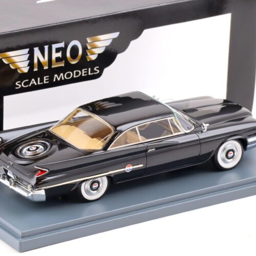 1:43 NEO Chrysler 300F Coupe black/ beige 1960