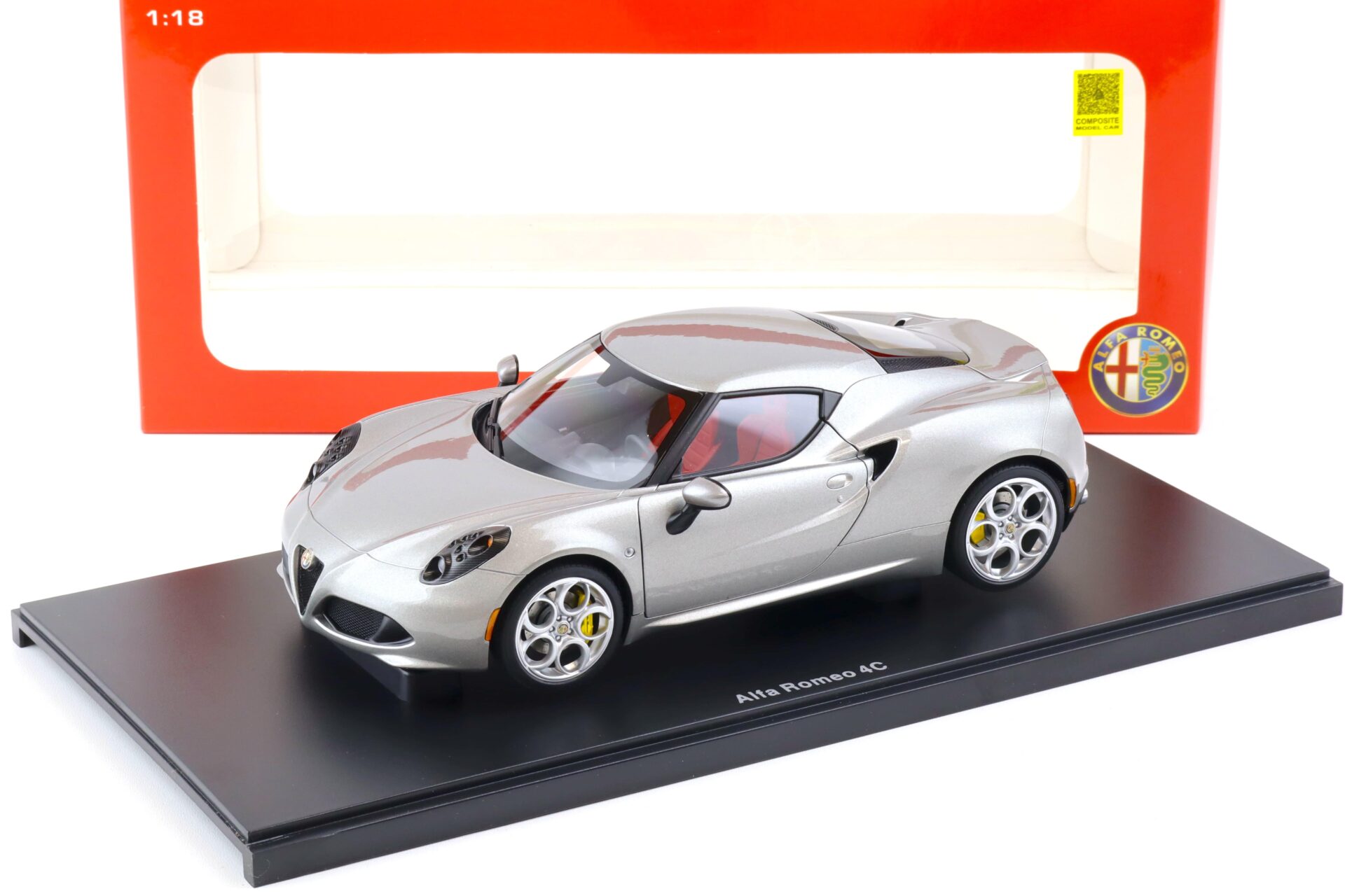 1:18 AUTOart Alfa Romeo 4C Coupe metallic grey 2013