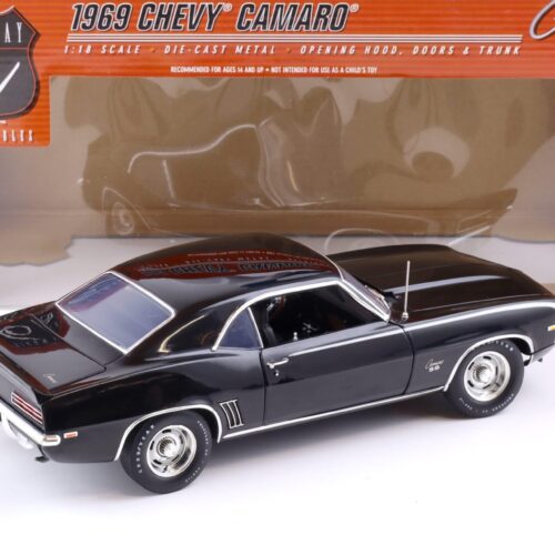 1:18 Highway61 Chevrolet Camaro SS 396 Coupe 1969 black/ white stripe