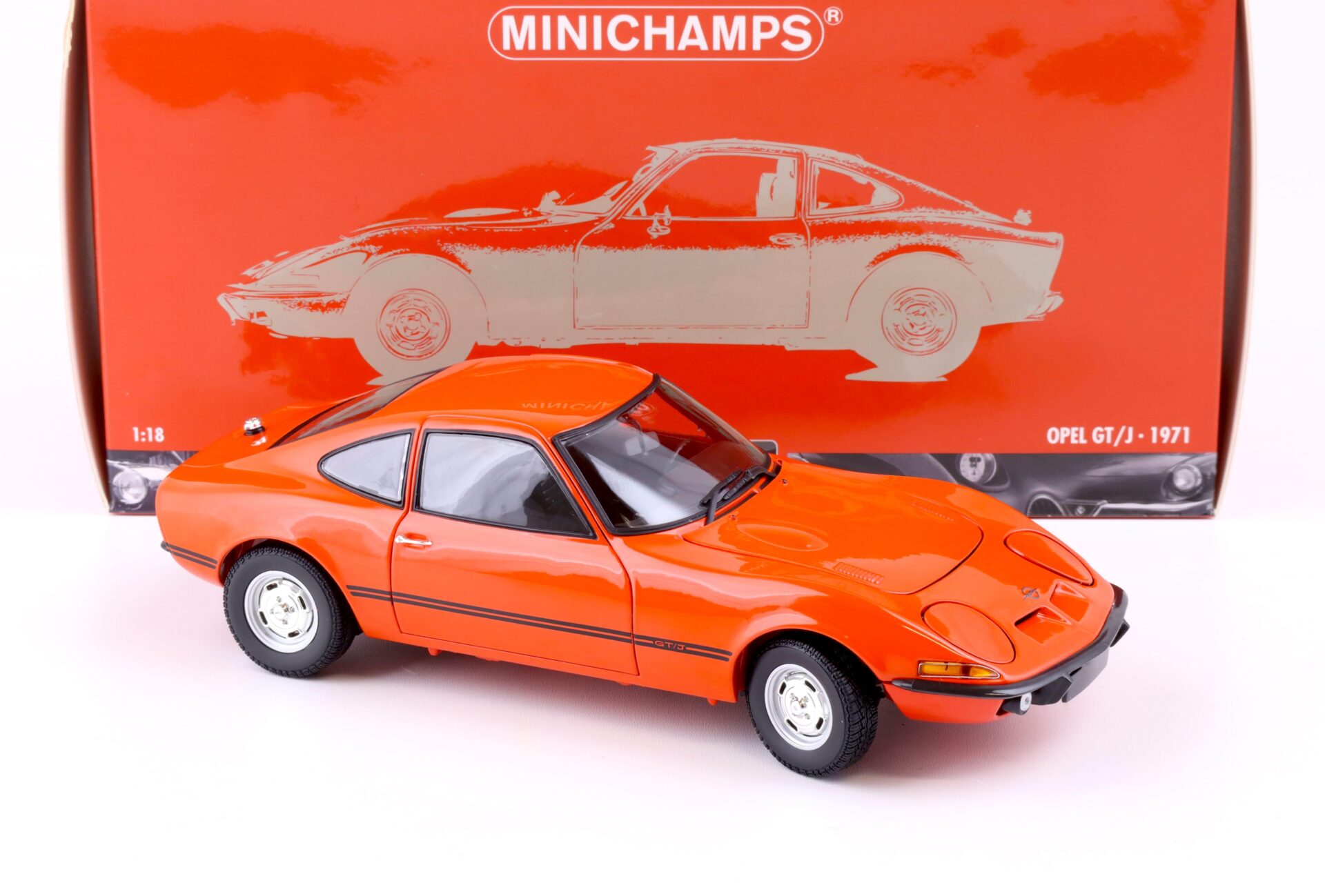 1:18 Minichamps Opel GT/J Coupe 1971 red