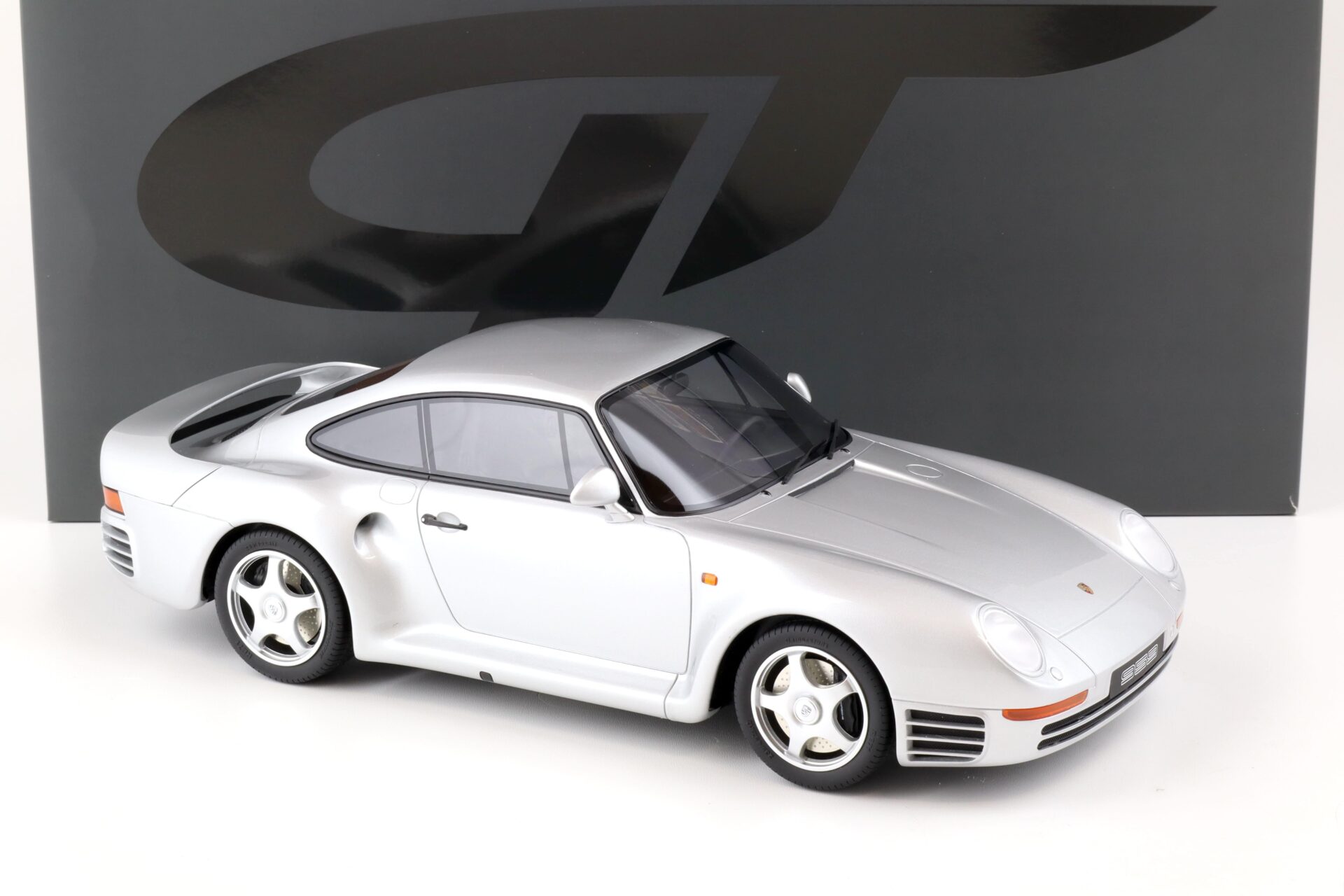 1:12 GT Spirit GT218 Porsche 959 Coupe silver 1986