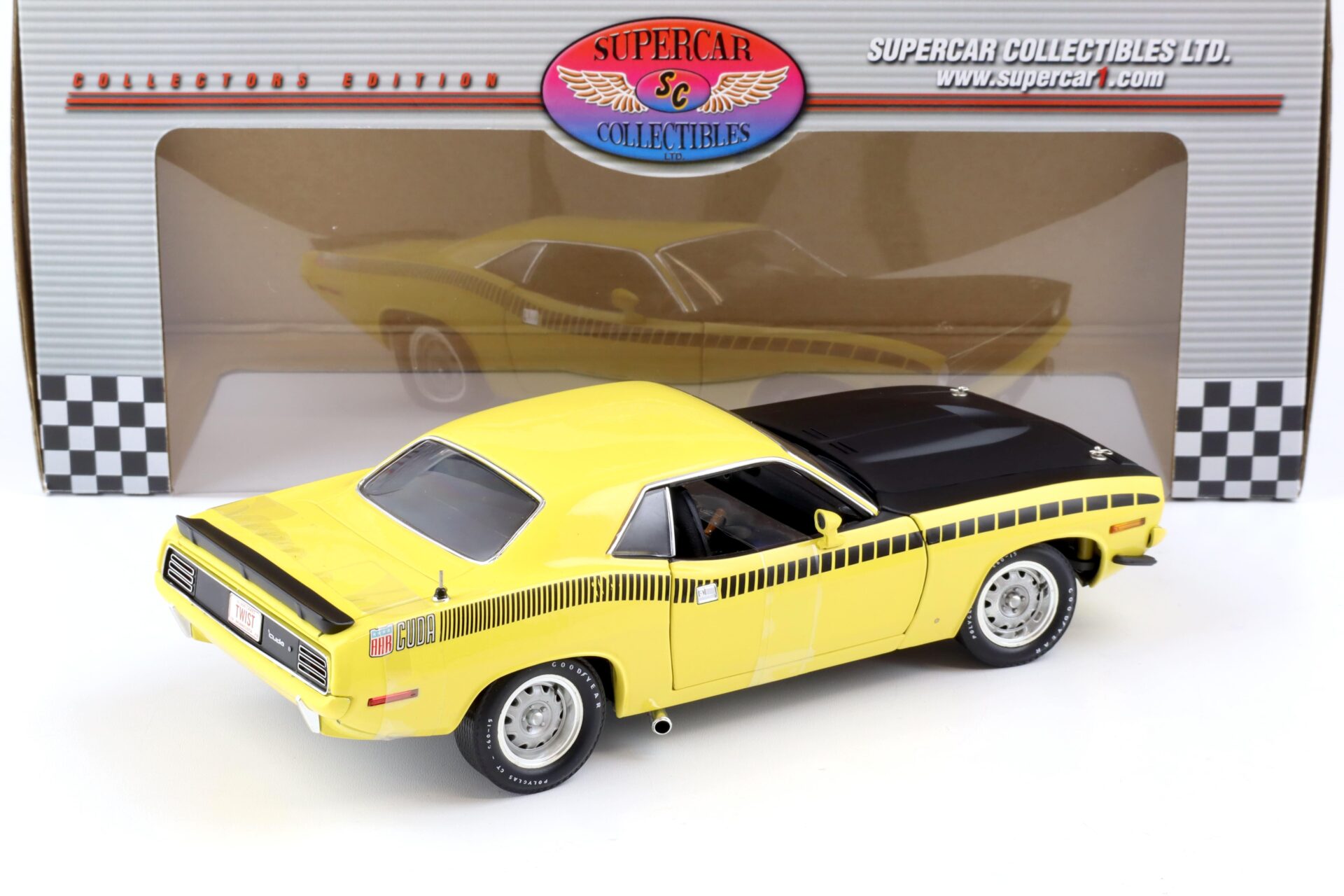 1:18 Highway61 Supercar 1970 Plymouth Cuda Barracuda AAR Coupe yellow 50229