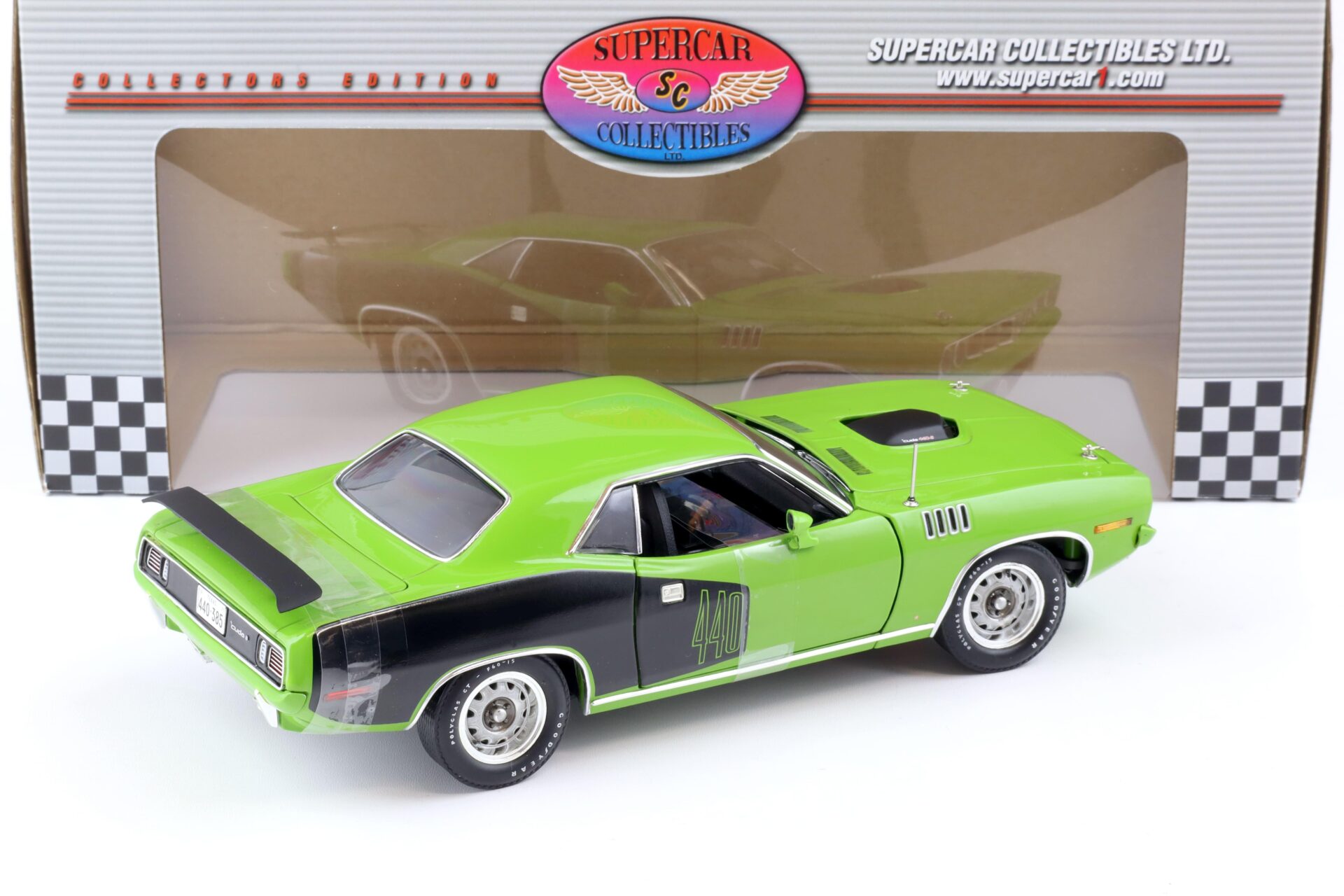1:18 Highway61 Supercar 1971 Plymouth Cuda Barracuda 440 Coupe green 50252