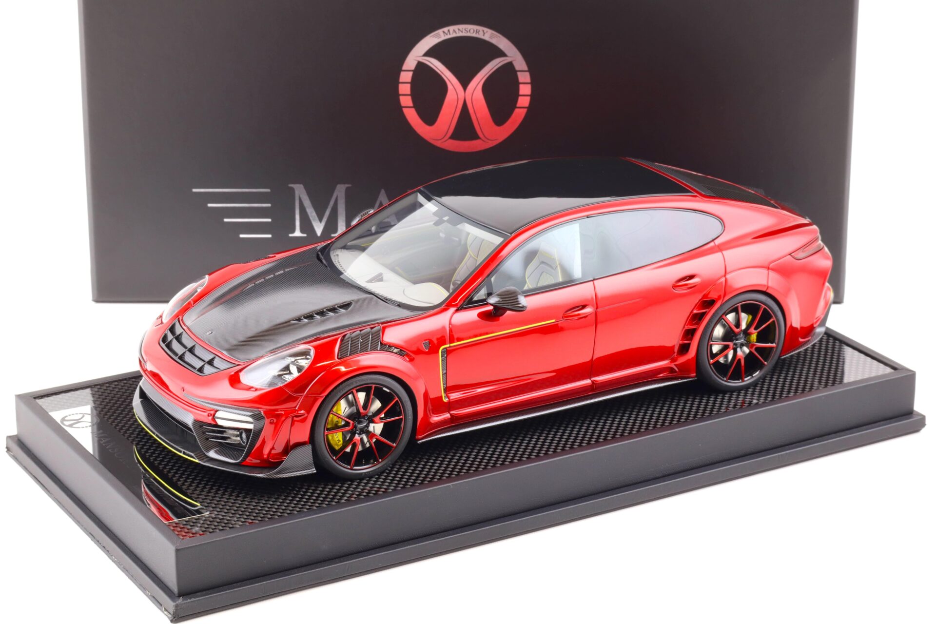 1:18 Motorhelix Porsche Panamera Mansory 2019 metallic red/ Carbon MY18-PAMR