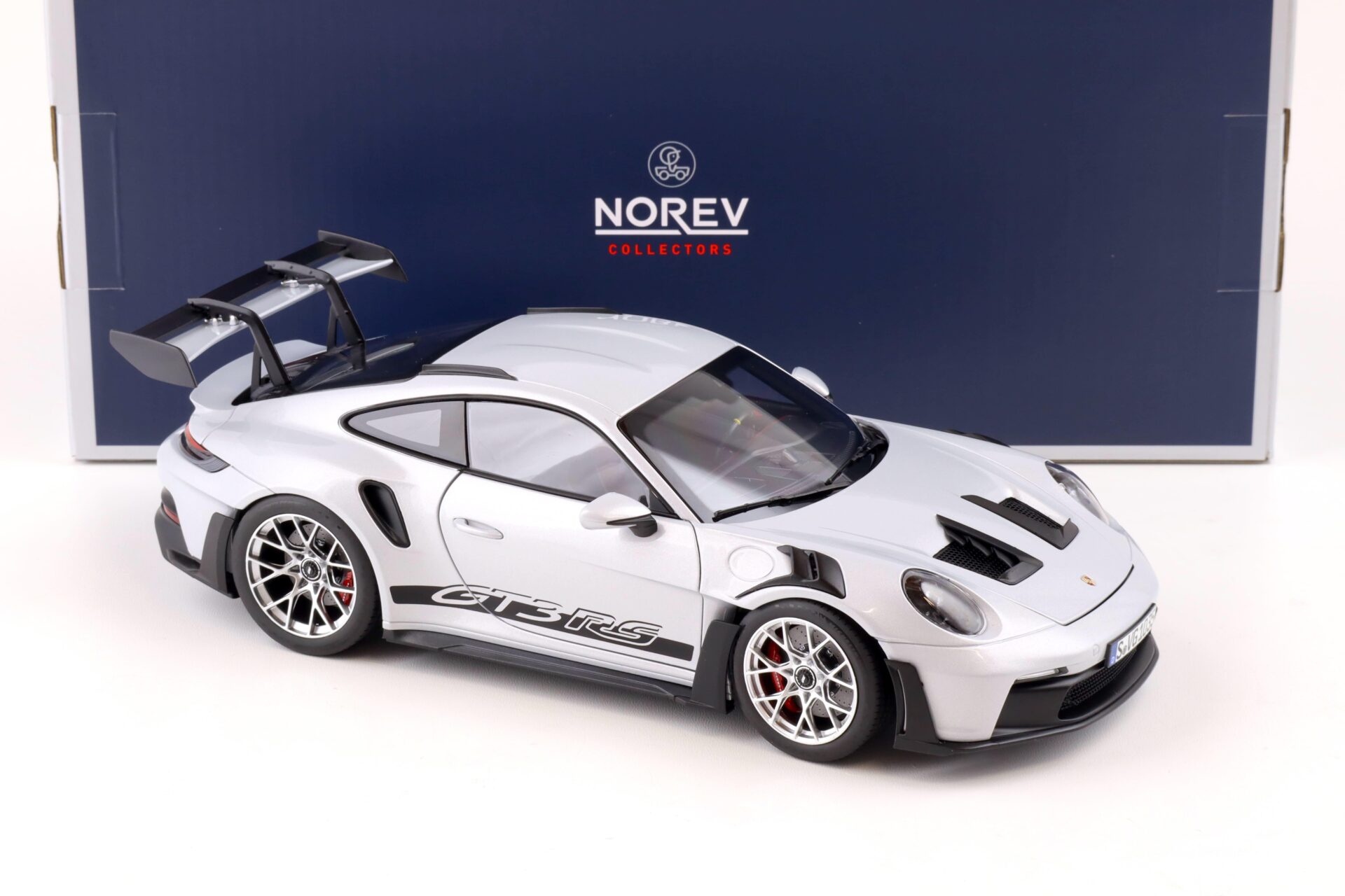 1:18 Norev Porsche 911 (992) GT3 RS Coupe 2022 Ice grey metallic 187359