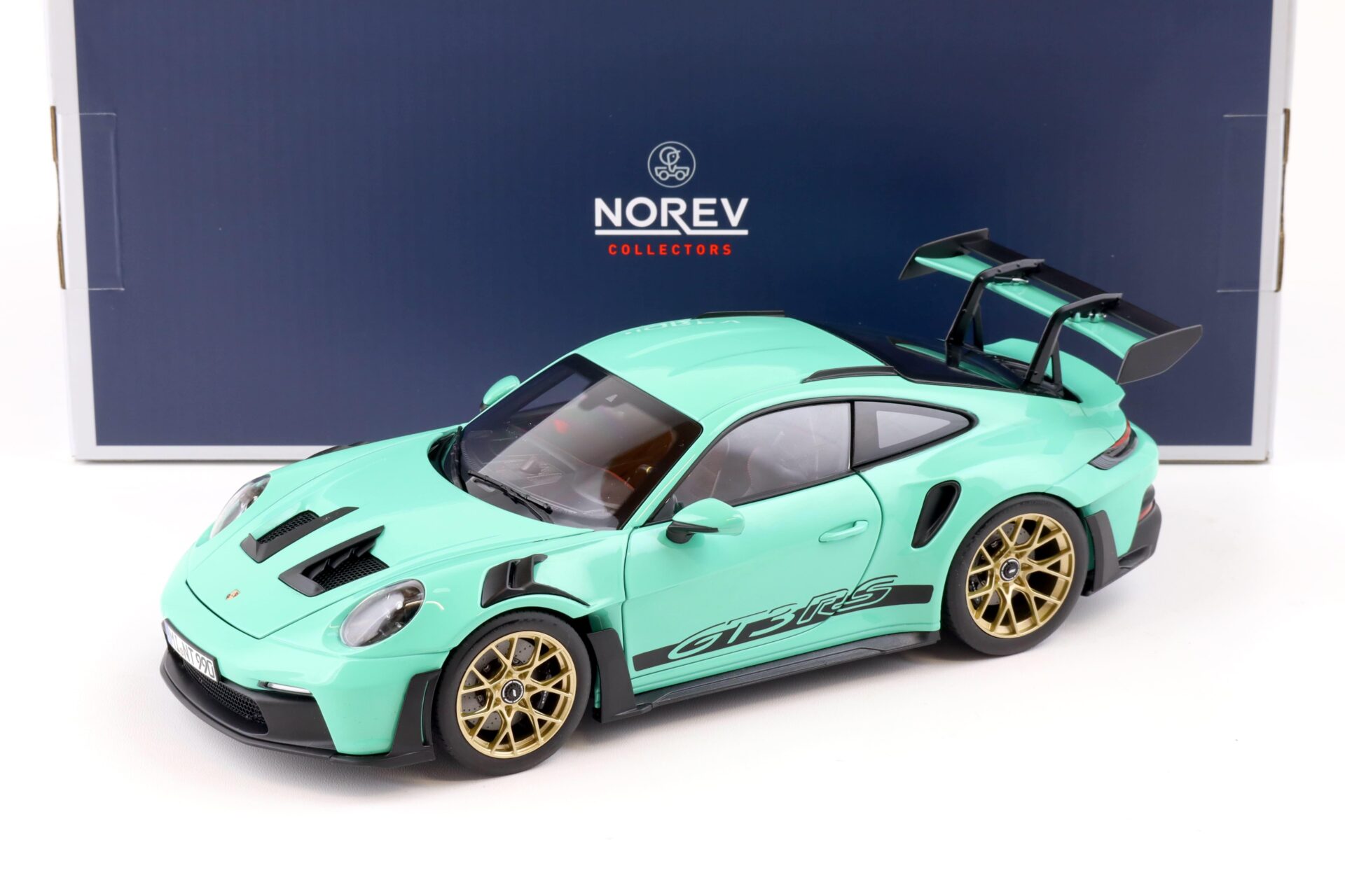 ID 85658 orig.jpg 1:18 Norev Porsche 911 (992) GT3 RS Coupe 2022 Mint green 187362