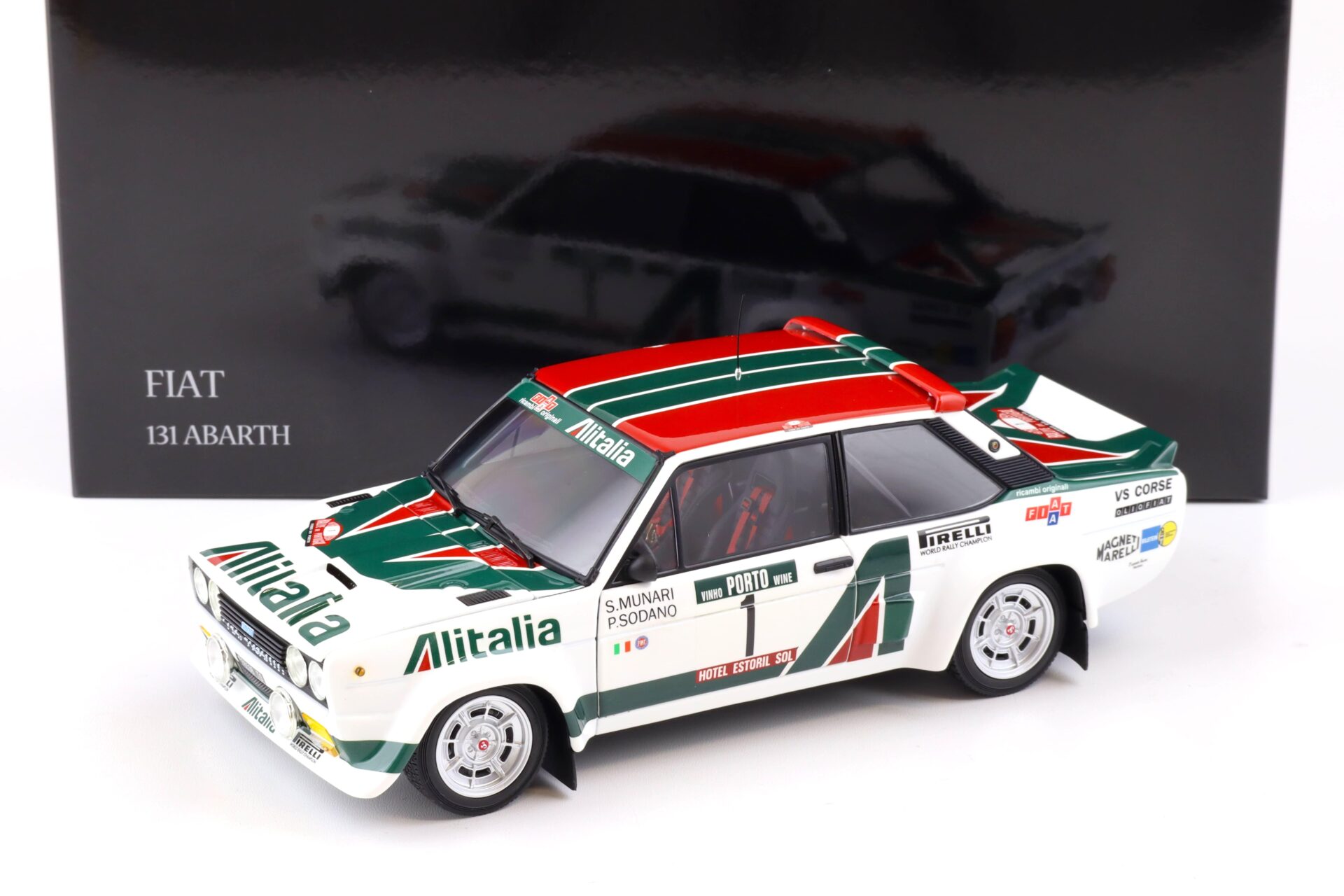 ID 85847 orig.jpg 1:18 Kyosho Fiat 131 ABARTH Rally Portugal 1978 Munari #1 Diecast 08376B