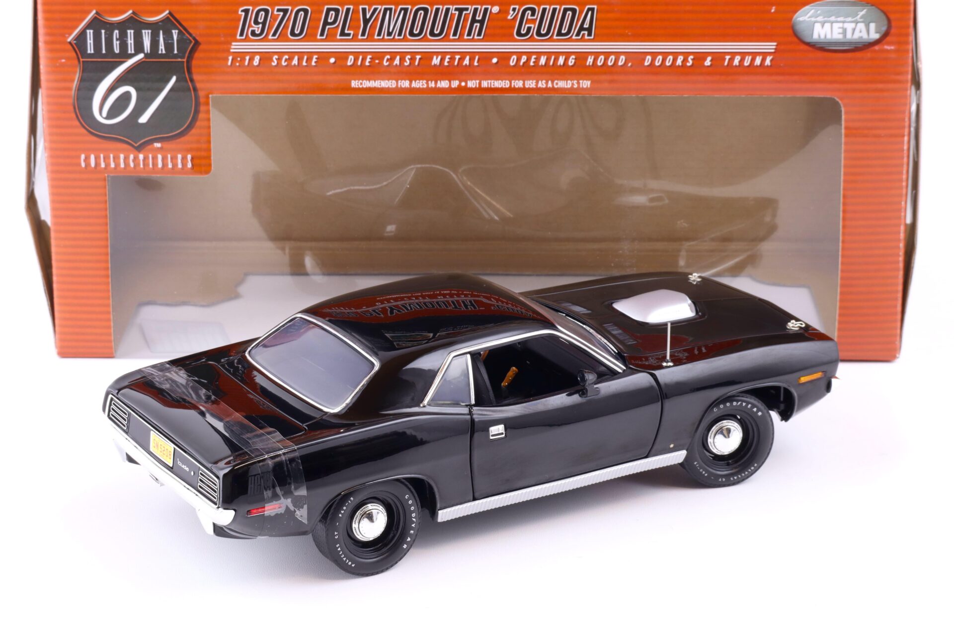 1:18 Highway61 Plymouth Hemi Cuda Coupe 1970 black 50615