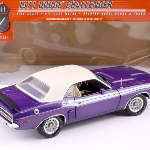 1:18 Highway61 Dodge Challenger R/T Coupe 1971 purple/ white vinyl roof 50557