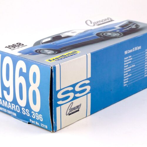 1:18 Exact Detail 1968 Chevrolet Camaro SS 396 Coupe blue metallic/ vinyl Top WCC221B