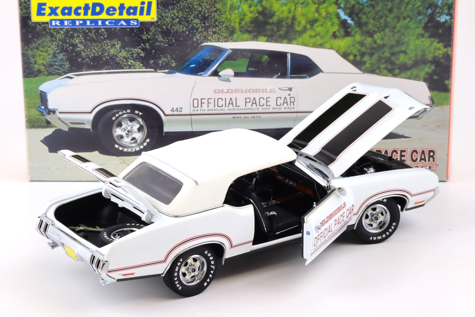 1:18 Exact Detail 1970 Oldsmobile 442 Convertible INDY Pace Car 54th Indianapolis WCC301