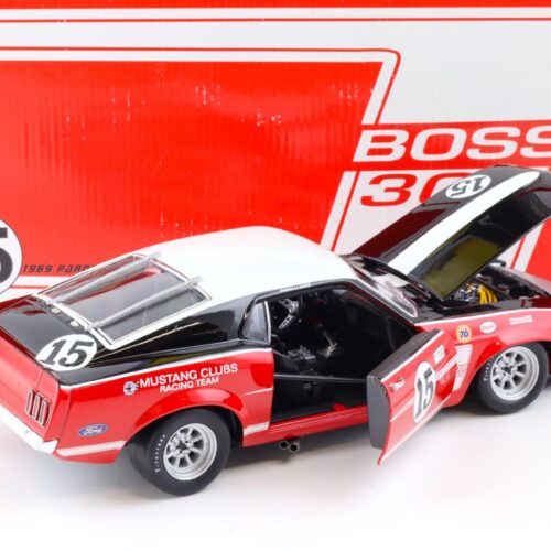 1:18 Welly 1969 Ford Mustang Boss 302 Trans Am Mustang #15 Parnelli Jones