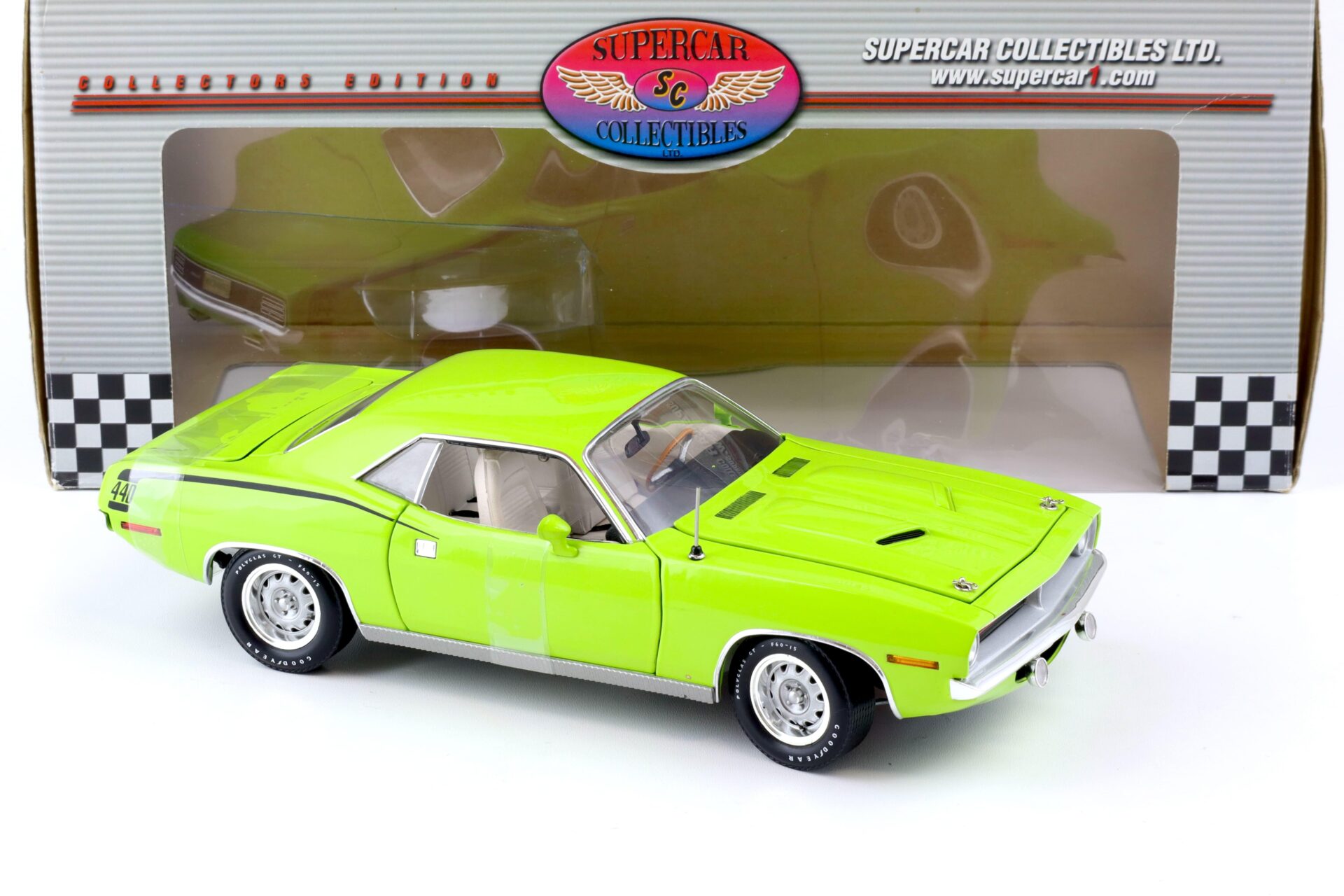 1:18 Highway61 Supercar 1970 Plymouth Cuda Barracuda 440 Coupe green 50228