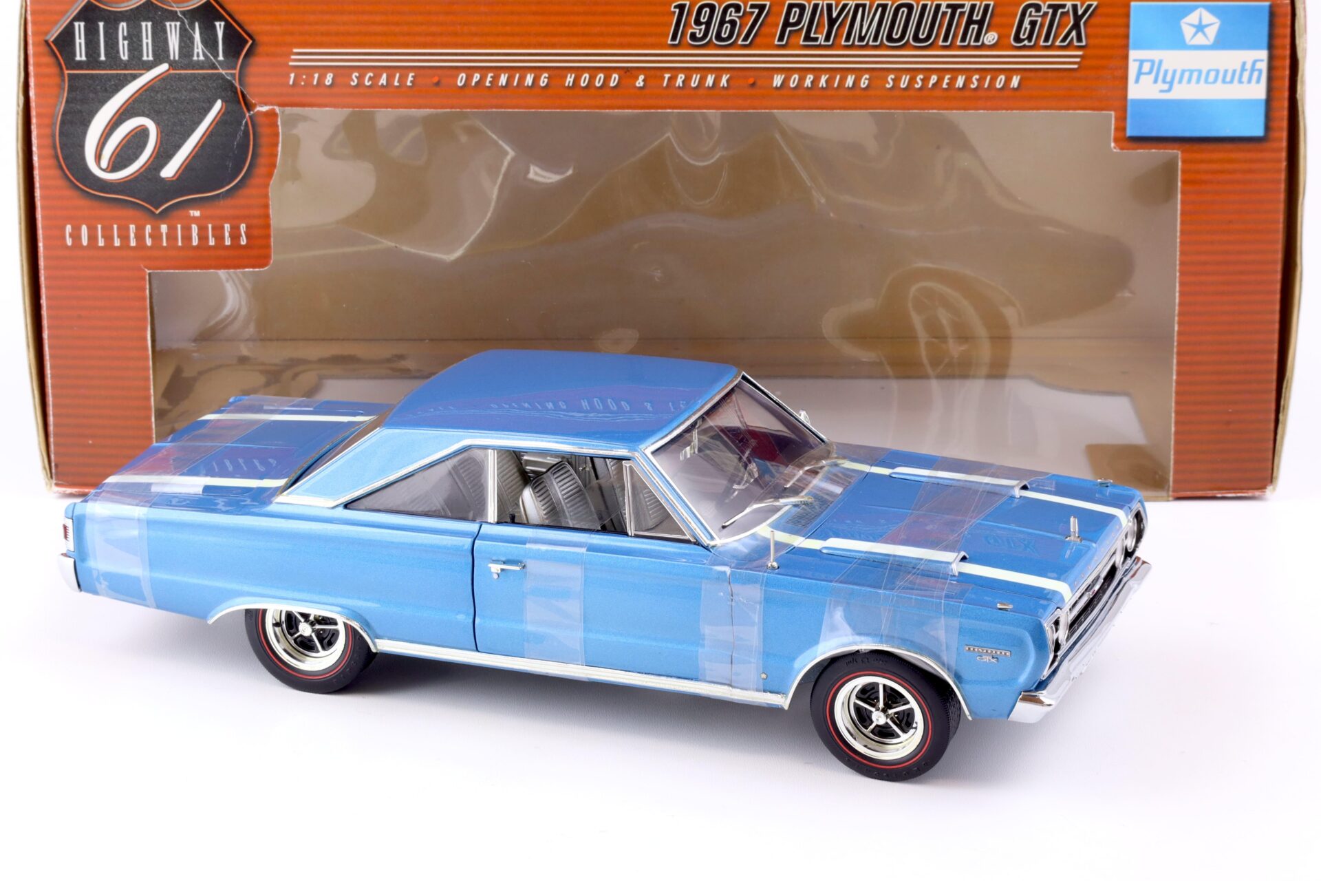 1:18 Highway61 Plymouth GTX 1967 blue metallic/ white stripes 50051