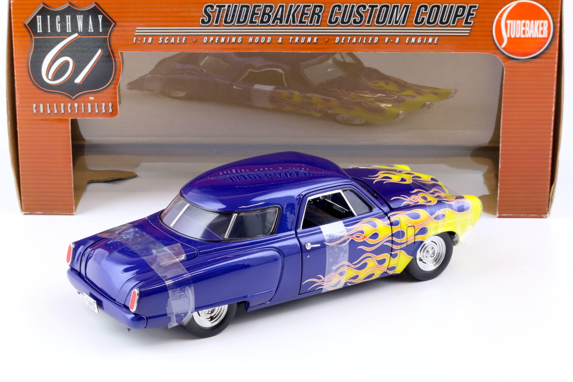 1:18 Highway61 Studebaker Custom Coupe blue metallic with yellow flames 50125