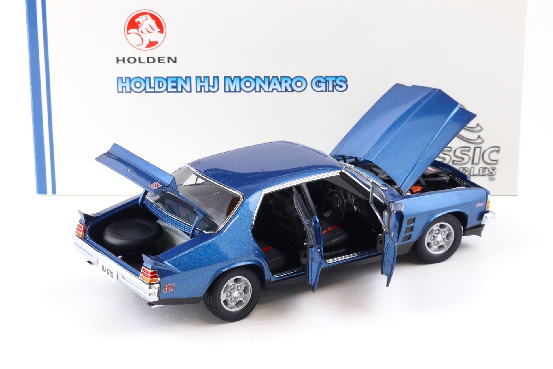 1:18 Classic Carlectables Holden HJ Monaro GTS Deauville blue metallic 18214