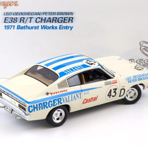 1:18 Classic Carlectables Chrysler E38 R/T Charger 1971 Bathurst Works Entry Geoghegan #43