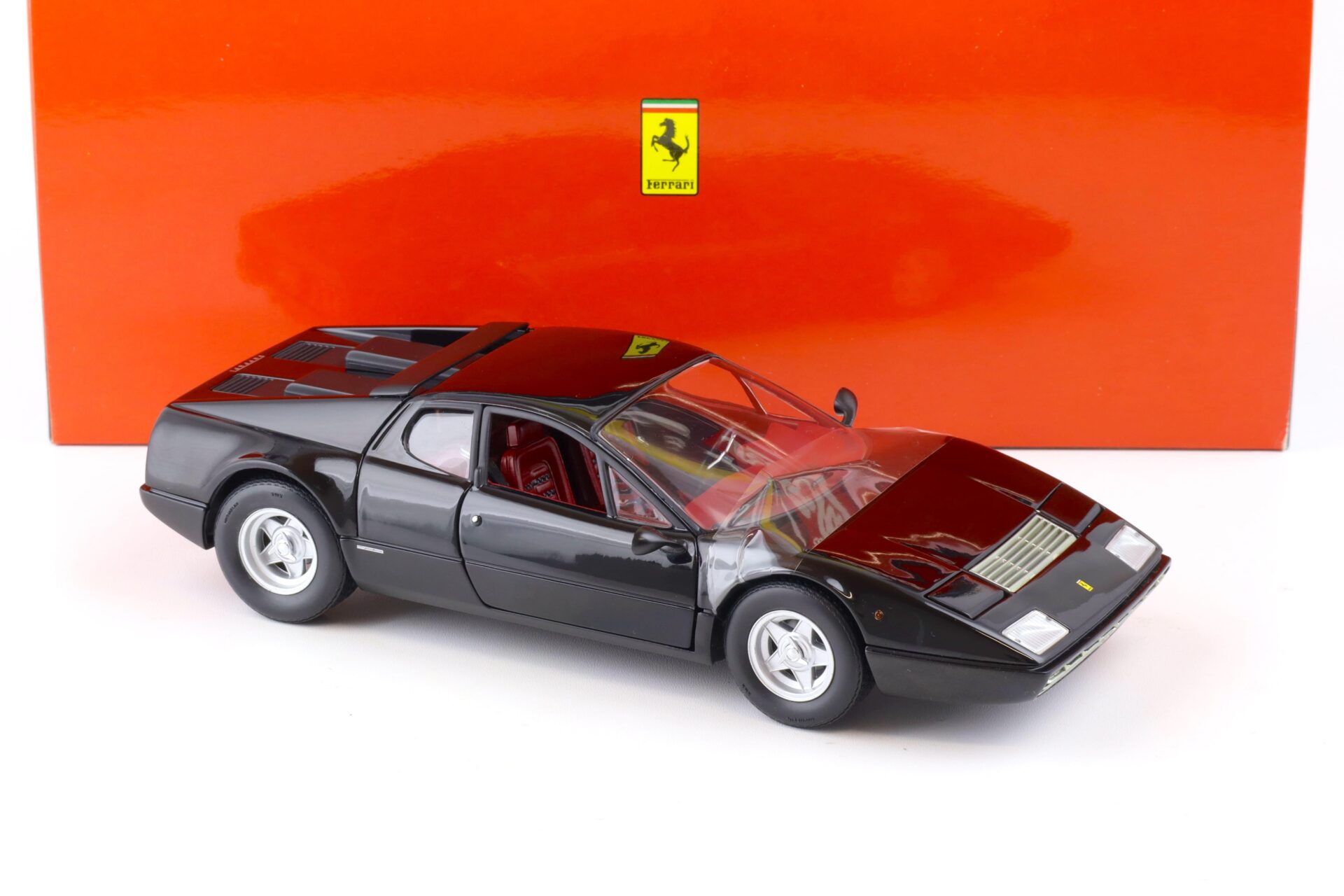 1:18 Kyosho Ferrari 365 GT4/BB Coupe 1973 black 08173K