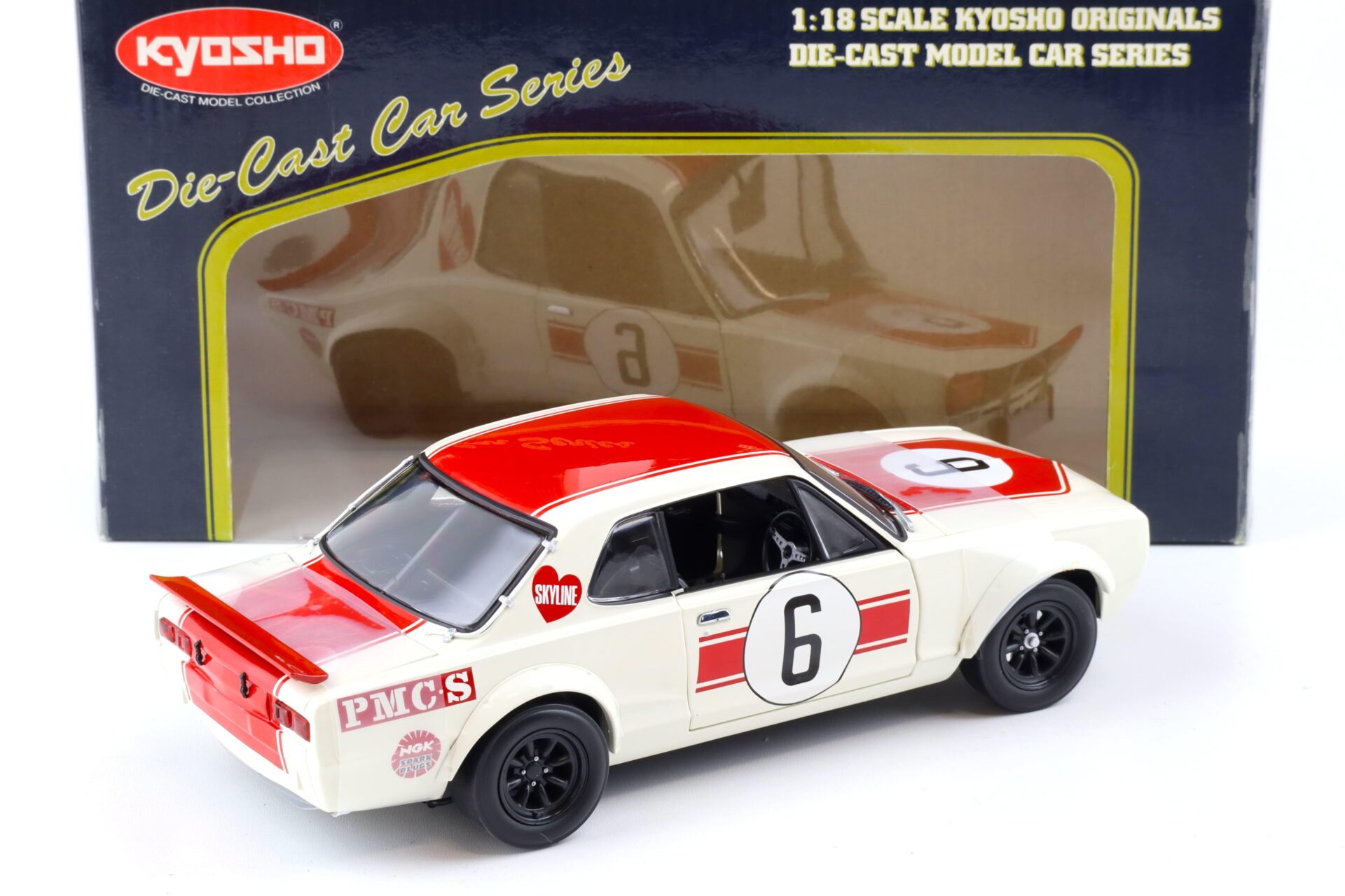 1:18 Kyosho Nissan Skyline 2000 GT-R (KPGC10) Racing #6 white/red 08122R