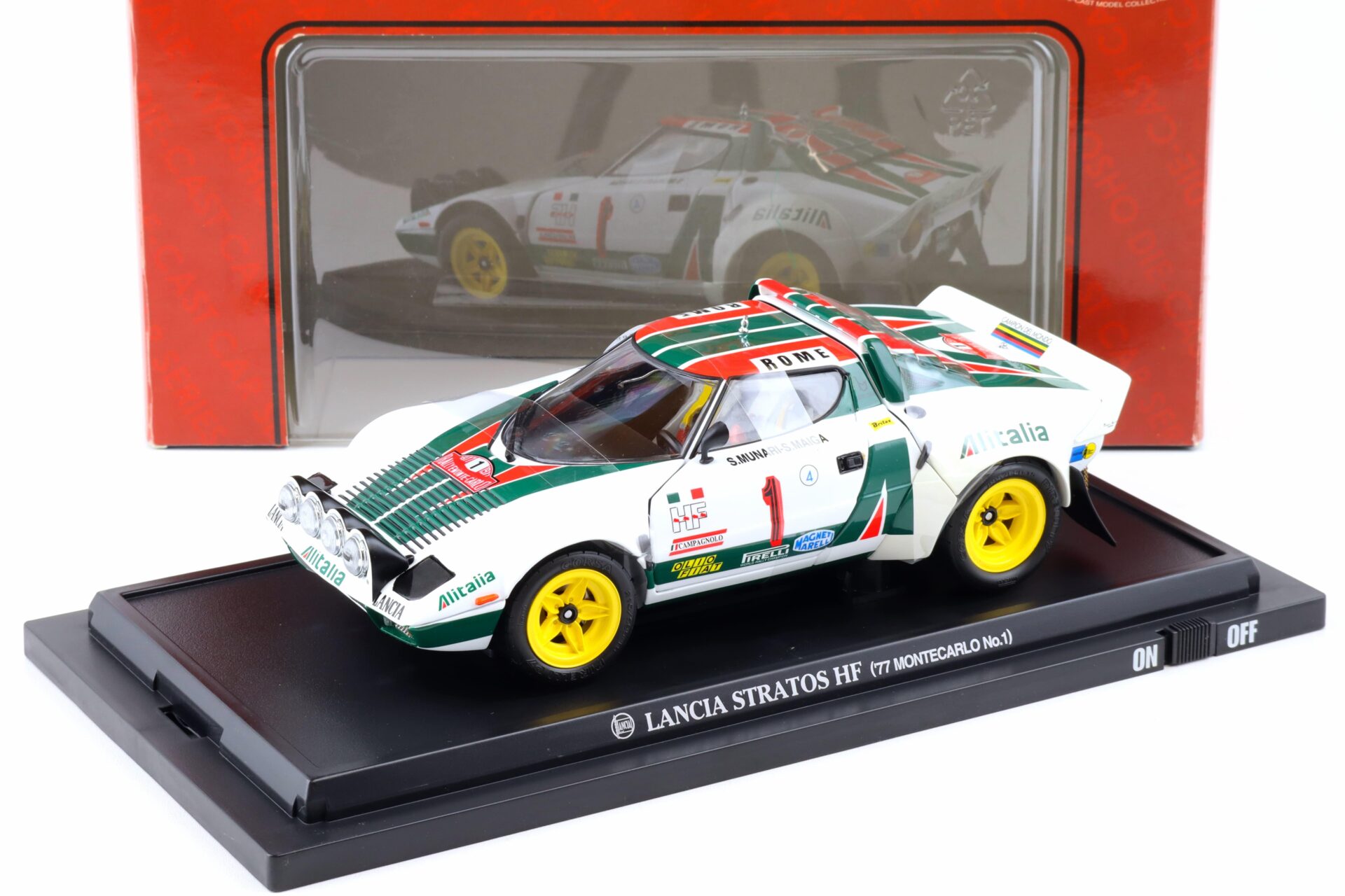 1:18 Kyosho Lancia Stratos HF Rally Alitalia 1977 Monte Carlo #1 with lights 08139B