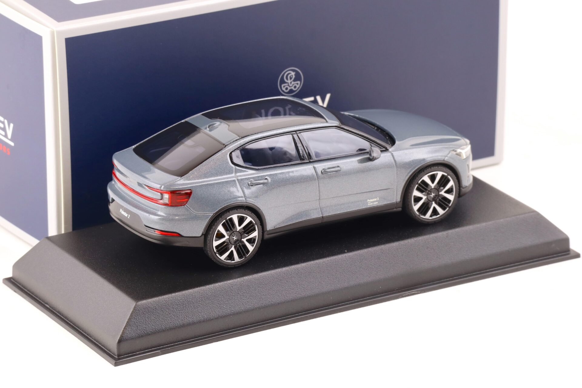 1:43 Norev 2024 Polestar 2 Thunder metallic 872014