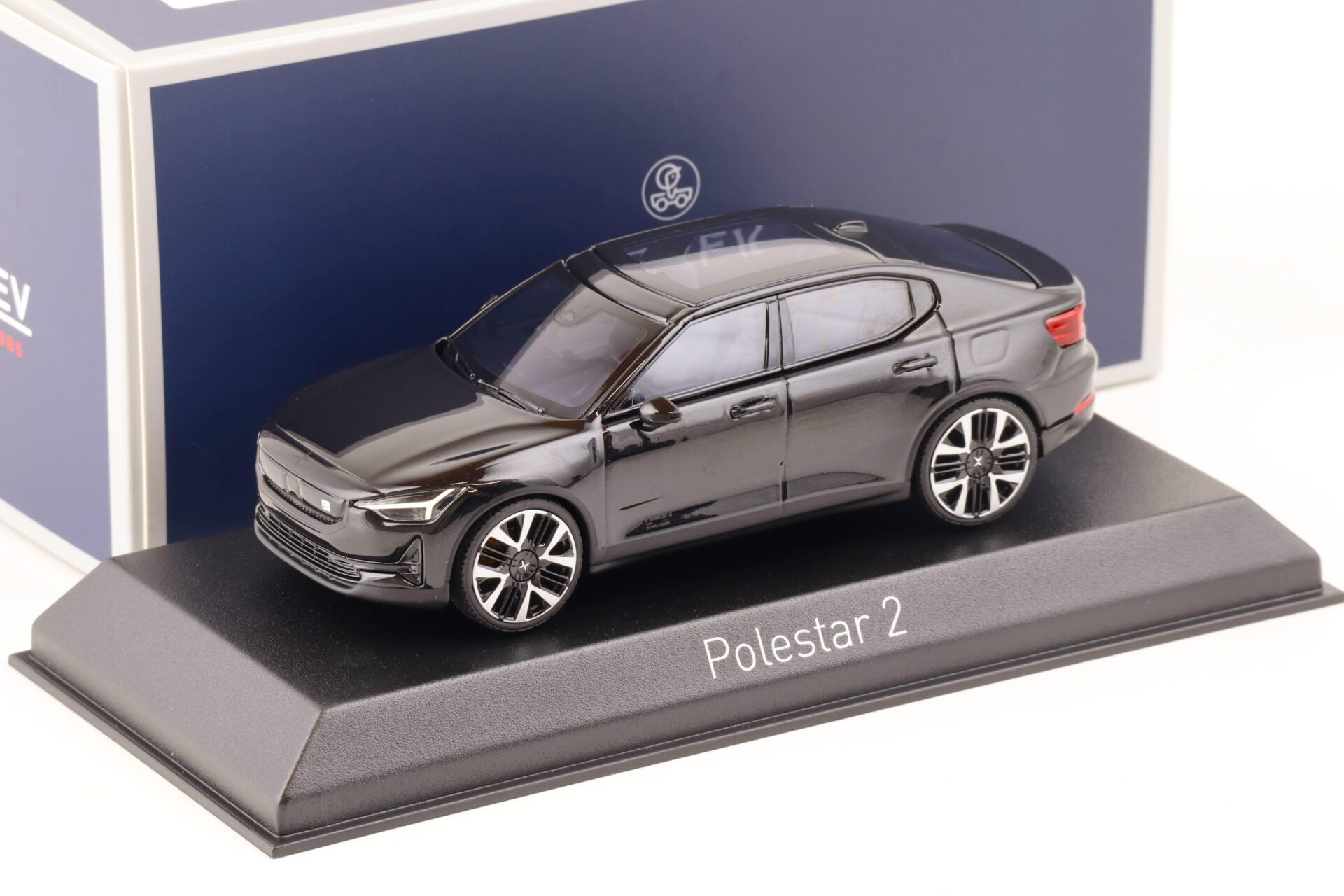 1:43 Norev 2024 Polestar 2 Space black 872015