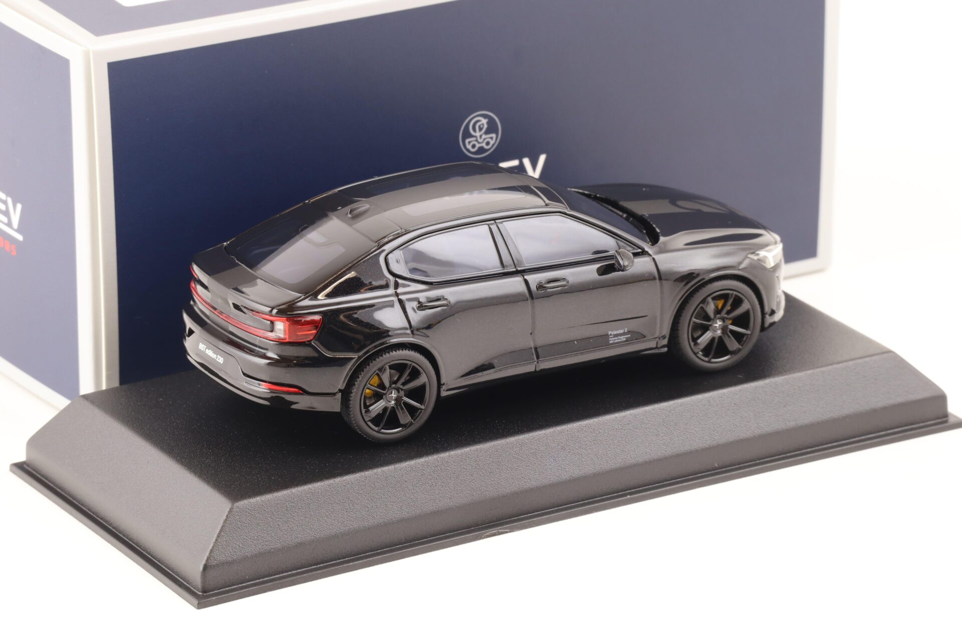 1:43 Norev 2024 Polestar 2 BST Edition 230 Space black 872017