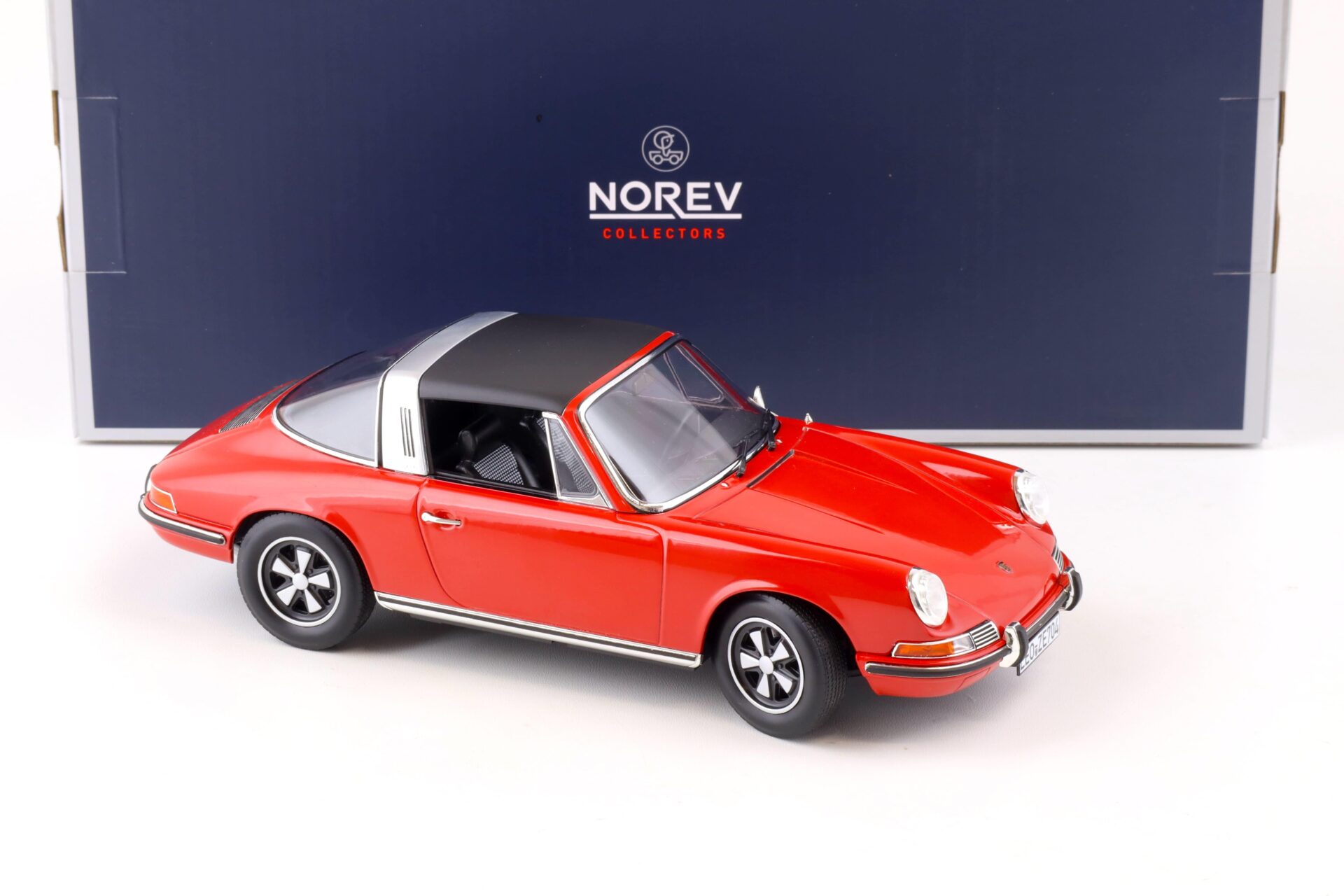 1:18 Norev Porsche 911 T Targa 1971 red