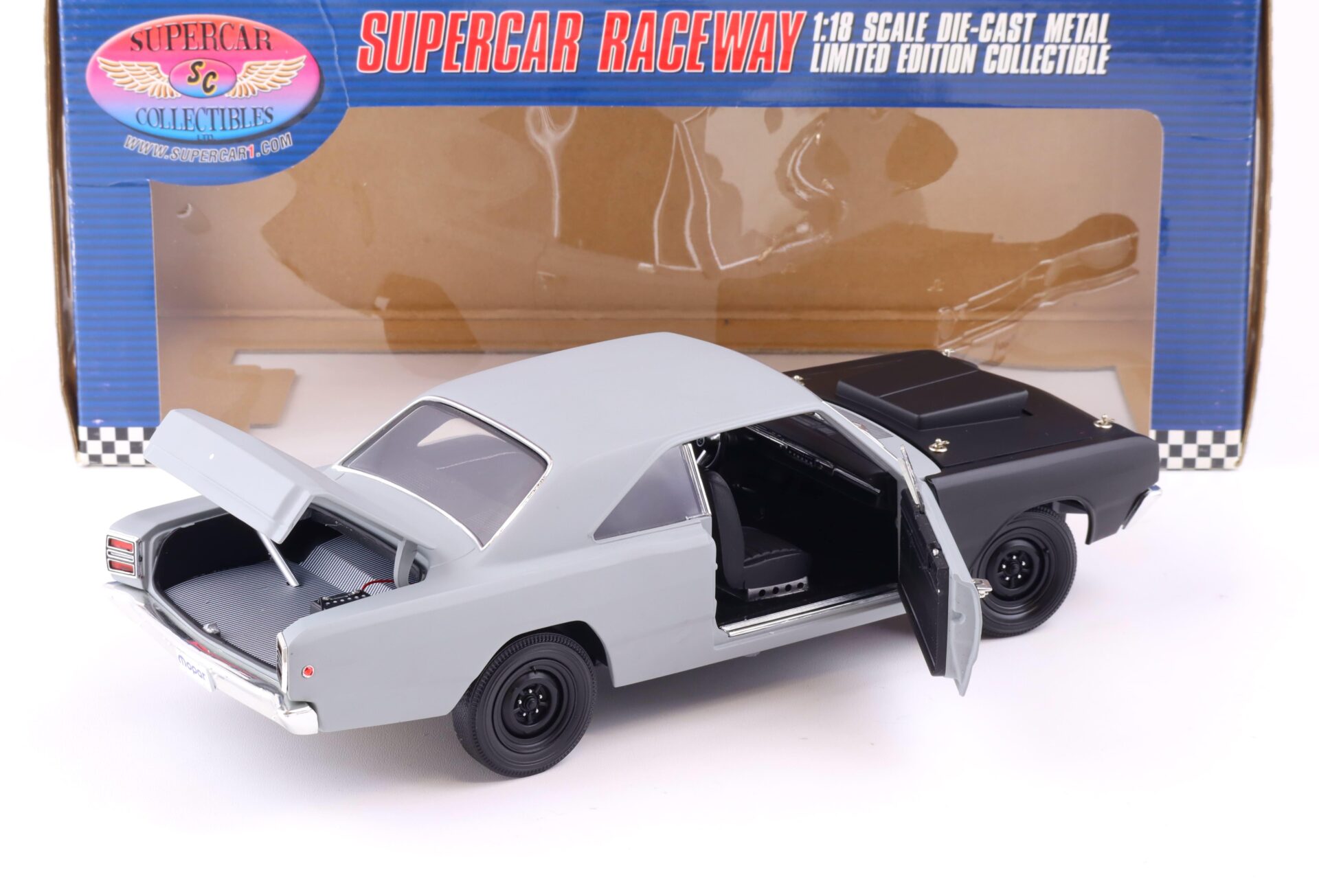 1:18 Highway61 Supercar 1968 Dodge Hemi Dart HURST Ford Speed as delivered 50640