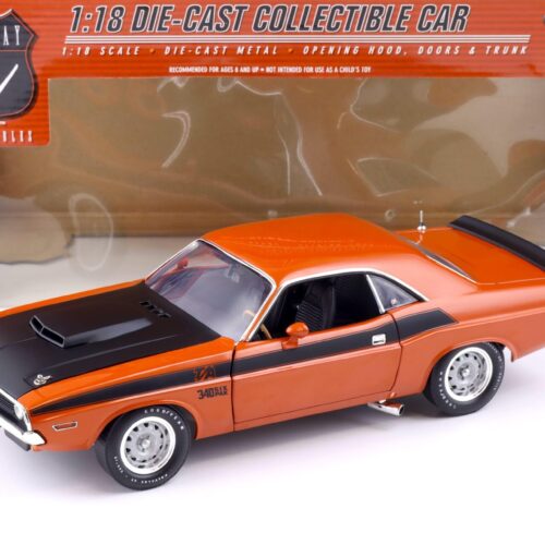 1:18 Highway61 Dodge Challenger T/A 340 SIX PAK Coupe orange/ black 50470