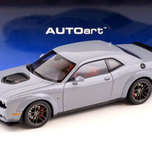 1:18 AUTOart Dodge Challenger R/T Scat Pack Widebody 2022 Smoke show 71774