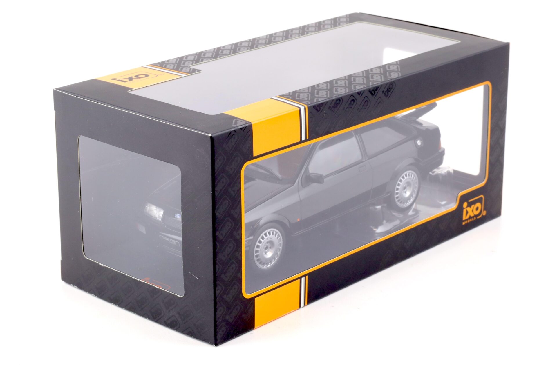 1:18 IXO Ford Sierra RS Cosworth 1987 black