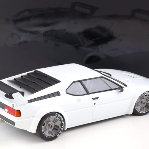1:12 Minichamps BMW M1 ProCar Plain Body Version white 1979