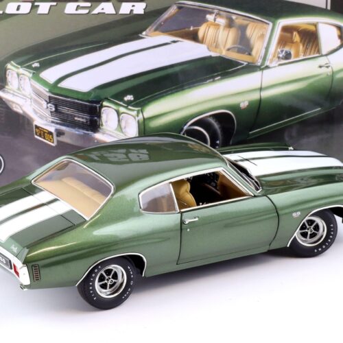 1:18 AMCE 1970 Chevrolet Chevelle 454 LS6 Coupe Pilot Car green metallic/ white