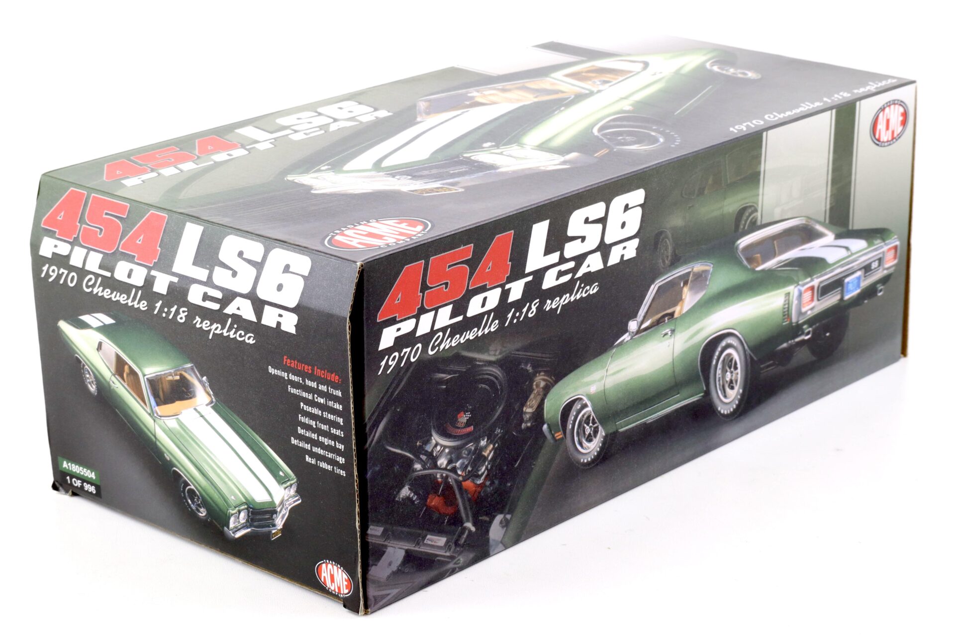 1:18 AMCE 1970 Chevrolet Chevelle 454 LS6 Coupe Pilot Car green metallic/ white