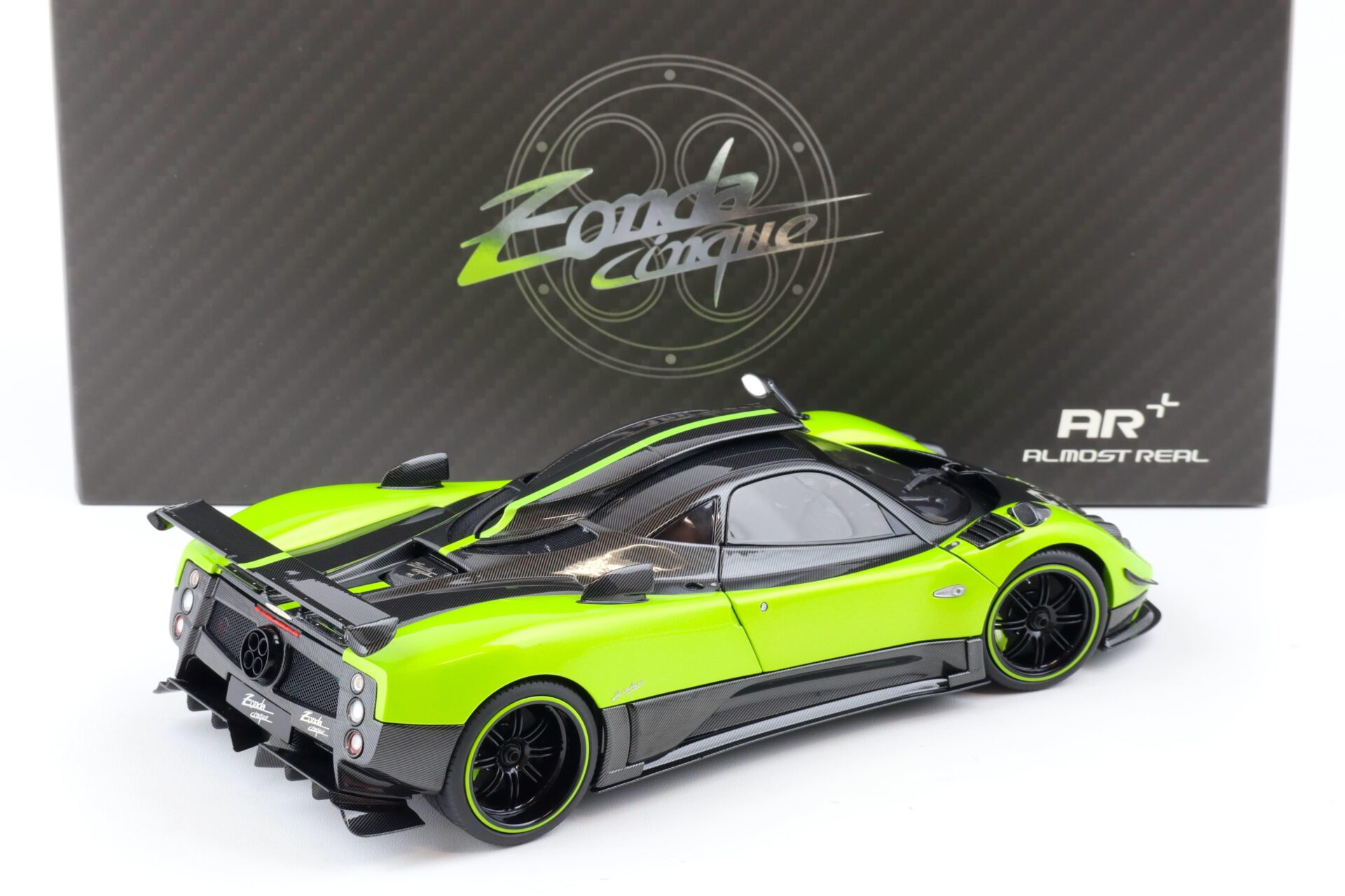 1:18 Almost Real Pagani Zonda Cinque Coupe 2009 Verde Firenze green