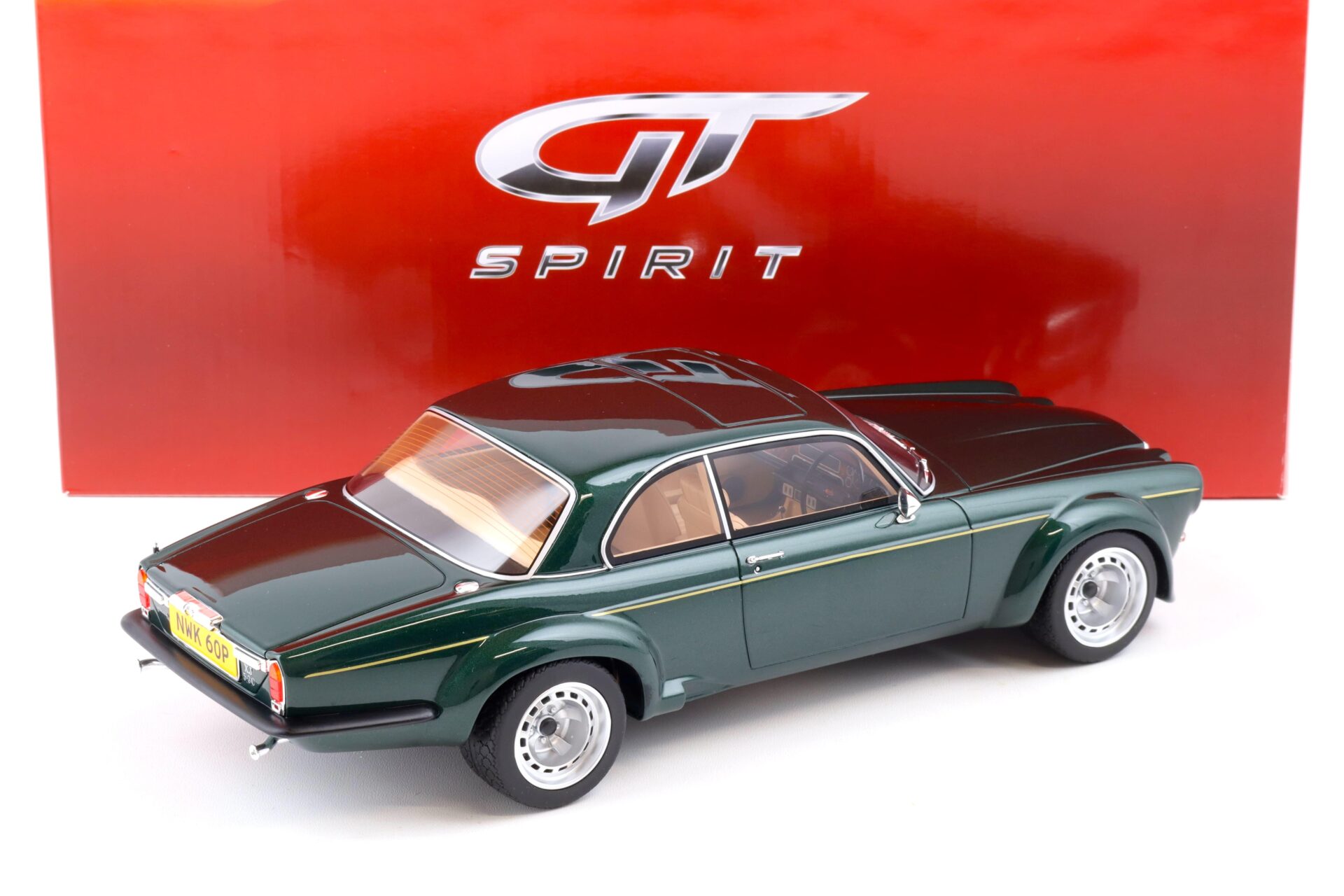 1:18 GT Spirit GT135 Jaguar XJ12 Coupe BROADSPEED 1970 - THE NEW AVENGERS green