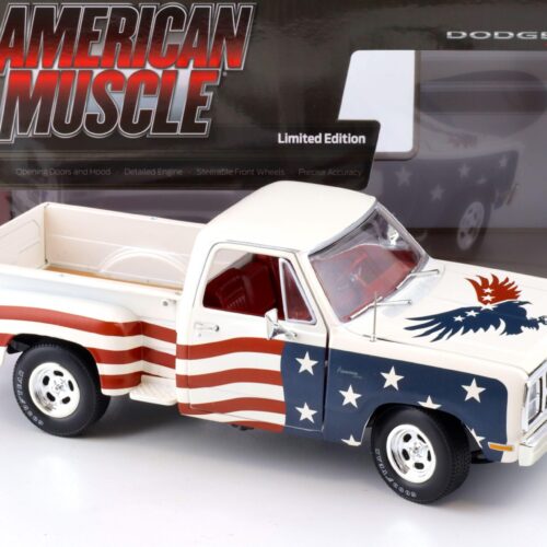 1:18 Auto World 1980 Dodge Stepside D150 Adventurer Patriotic Pickup America