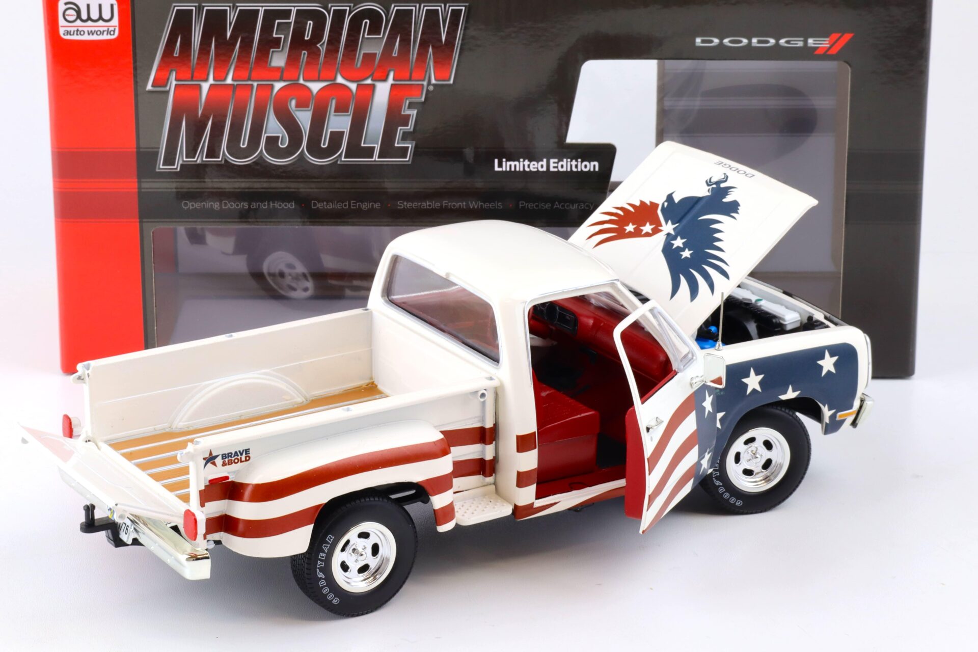1:18 Auto World 1980 Dodge Stepside D150 Adventurer Patriotic Pickup America