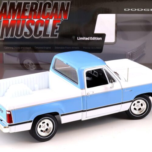 1:18 Auto World 1977 Dodge D100 Adventurer Sweptline Pickup light blue & white