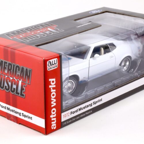 1:18 Auto World 1972 Ford Mustang Fastback Sprint Class of 1972 white/ blue