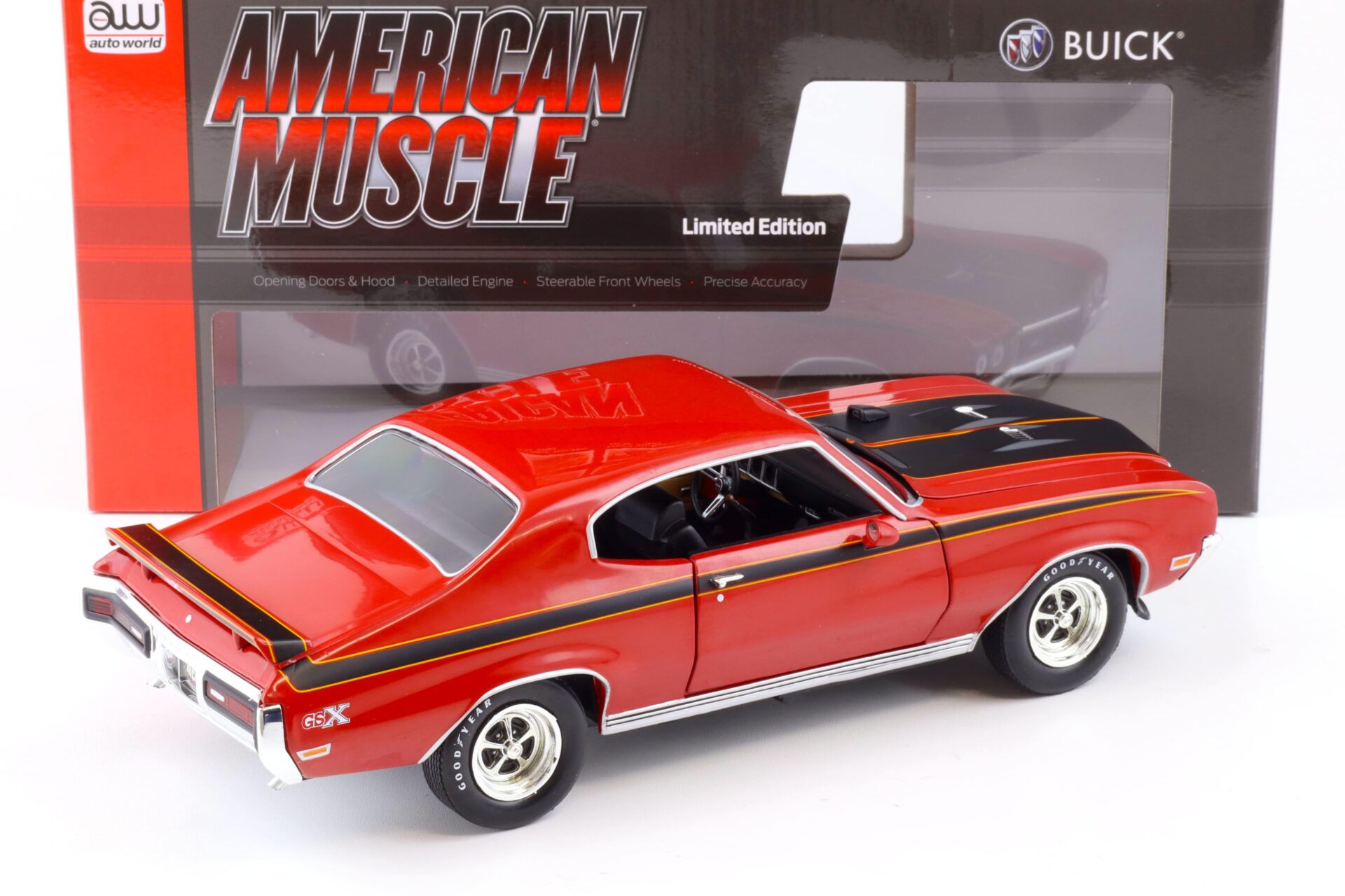 1:18 Auto World 1972 Buick GSX Coupe MCACN Fire red/ black