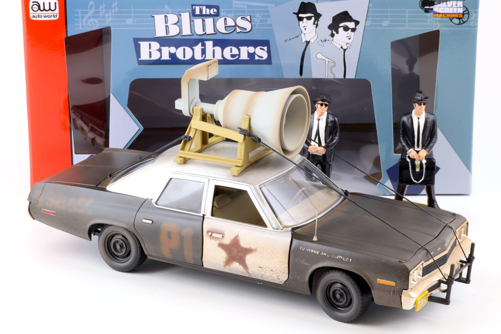 1:18 Auto World 1974 Dodge Monaco Bluesmobile with Loud Speaker Blues Brothers + Figures