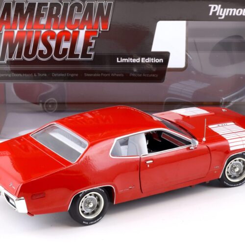 1:18 Auto World 1972 Plymouth Road Runner GTX Class of 72 Rallye red/ white - Image 3