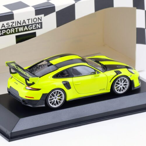 1:43 Minichamps Porsche 911 (991.2) GT2 RS Weissach Package 2018 acid green/ silver wheels