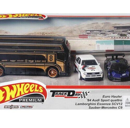 1:64 Hot Wheels Premium Set 2023 Track Day Real Riders 4 Cars Diorama Audi + Lamborghini