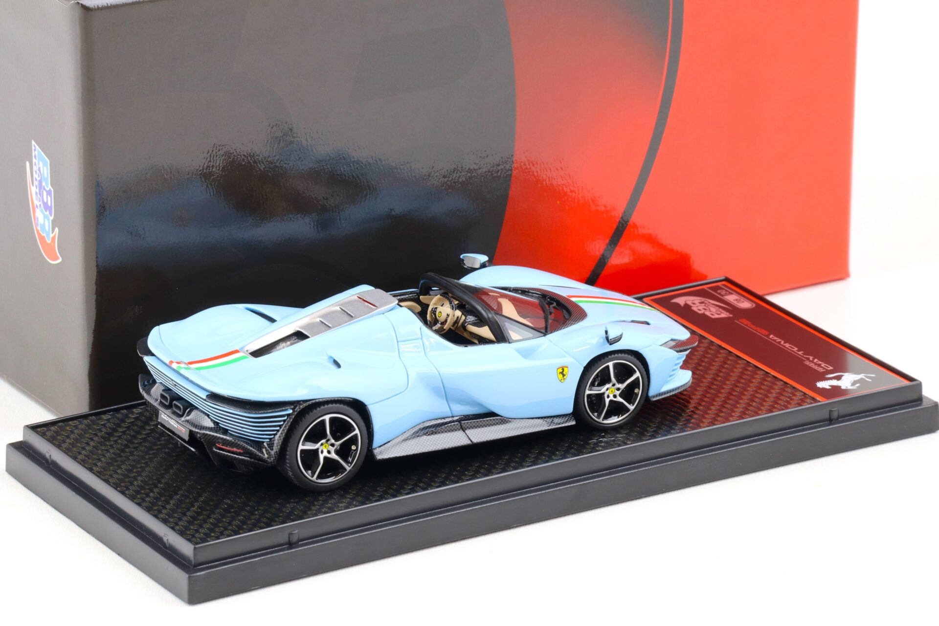 1:43 BBR Ferrari SP3 Daytona Serie Icona Azzuro La Plata/ Italy Flag - Limited 30 pcs.