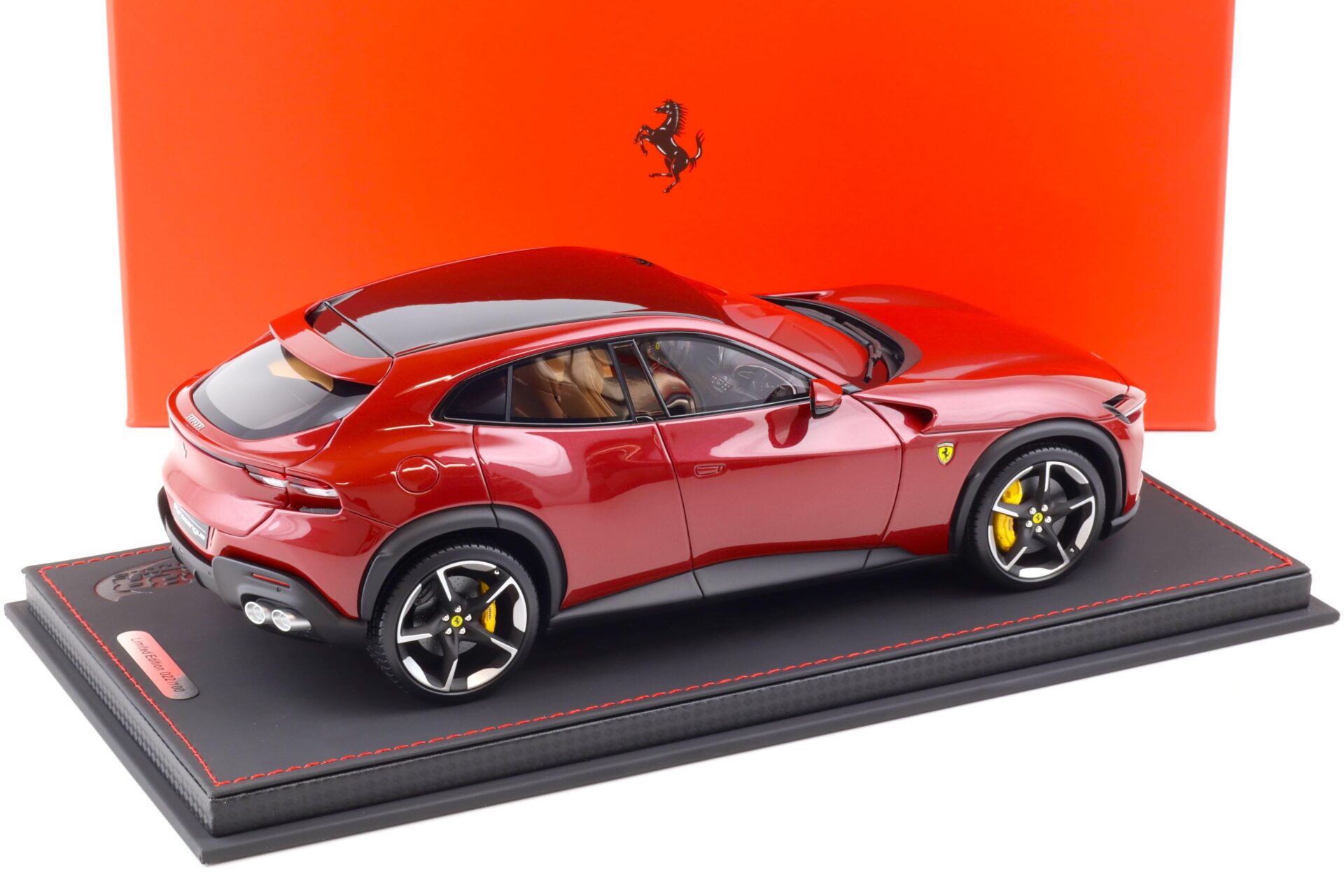 1:18 BBR Ferrari Purosangue Rosso Mugello metallic red - Limited 100 pcs.